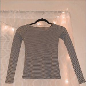 ✰Brandy Melville Mayson top✰